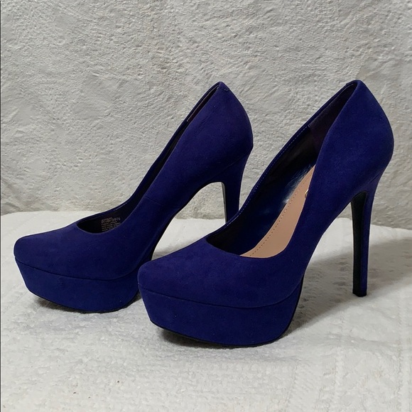 Jessica Simpson high heel platform pump - Picture 3 of 7